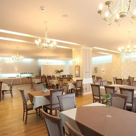 Semesteranläggning (resort) Barbara 3*