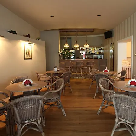 Semesteranläggning (resort) Barbara